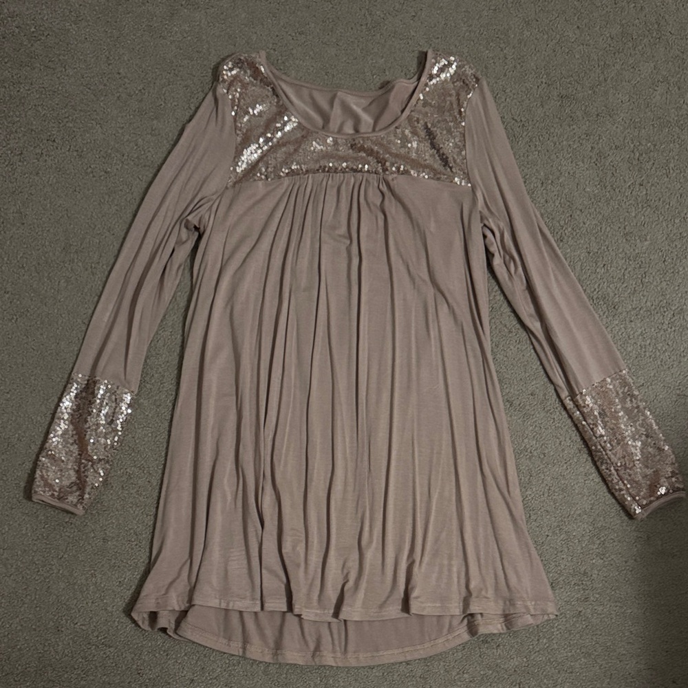 Elegant Sequin-Embellished Long Sleeve Tunic Top